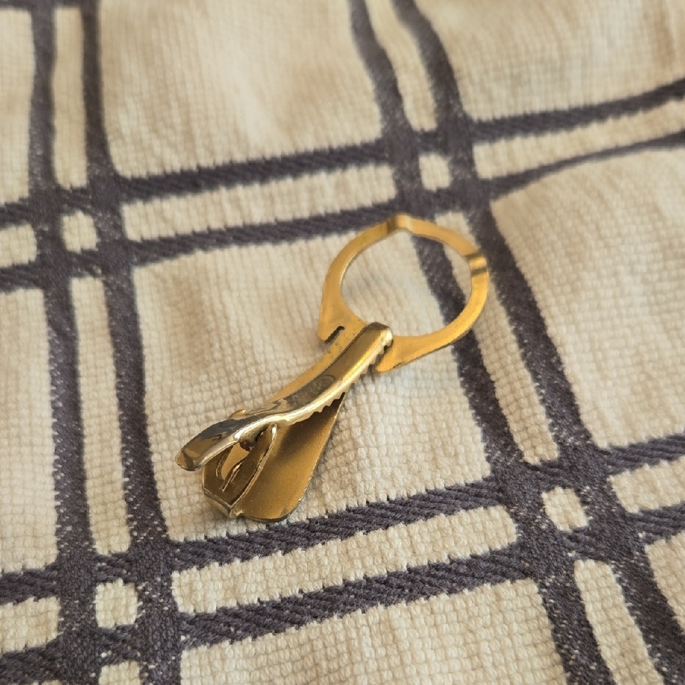 Gold Keychain Accessory - Picture 2 of 2